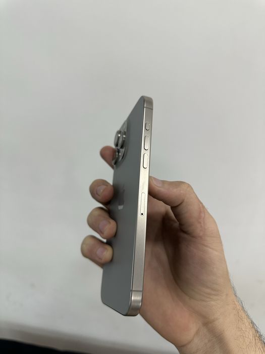 iphone 15pro max 86/256gb ideal