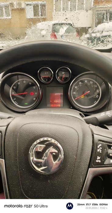 Opel astra 1.4i 2015г.