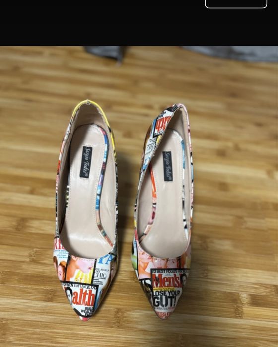 Pantofi stiletto