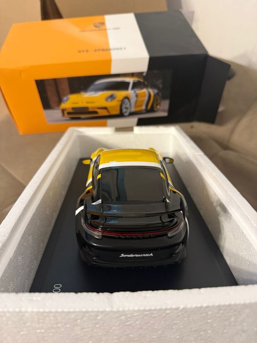 Macheta Spark 1:18 Porsche 911 Gt3 7 Sonderwunsch Noua