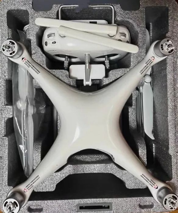 Квадрокоптер для обучения полётам .