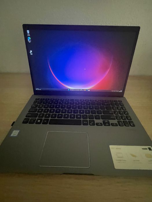 Leptop Asus procesor i 7