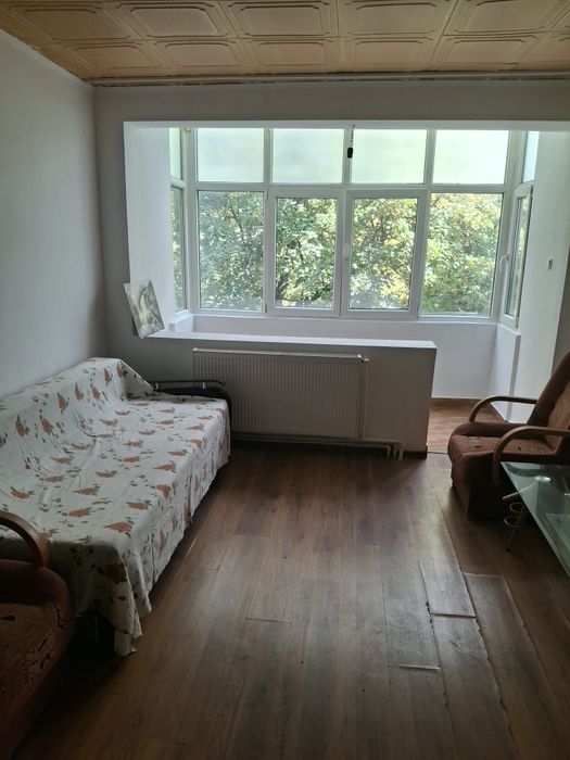 Vand apartament 2 camere