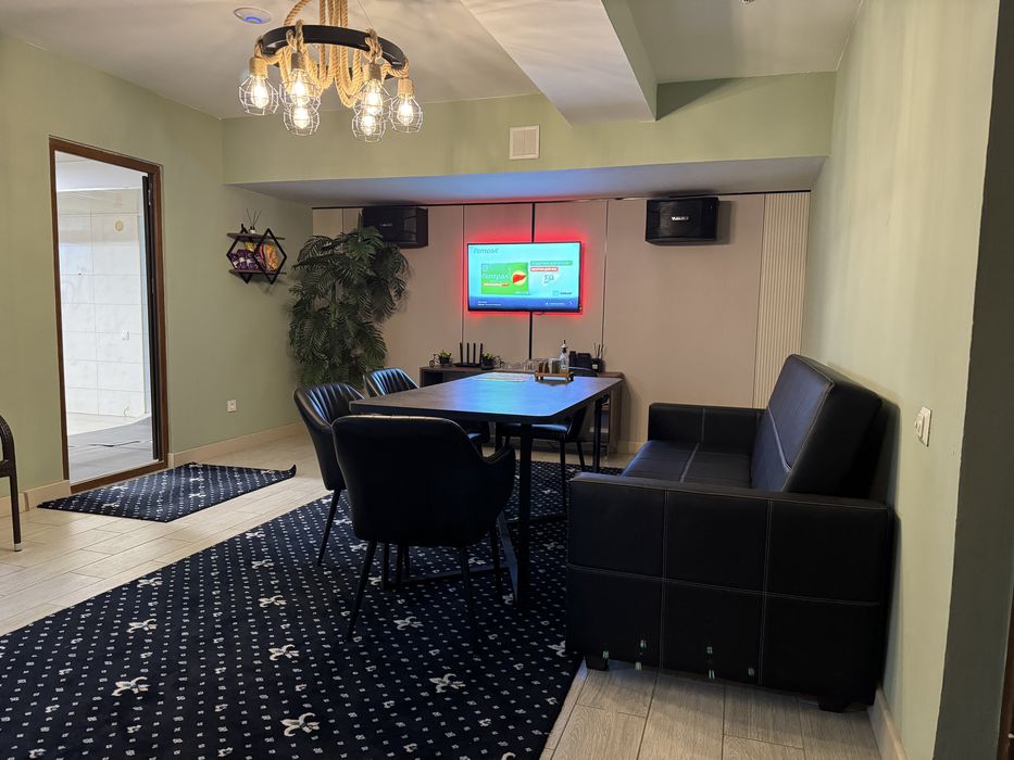 Sauna,  karaoke, Бассейн