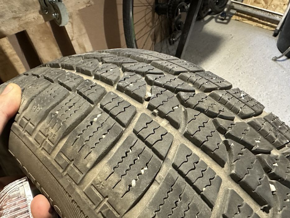 Anvelope Tigar iarna 205/60/R16
