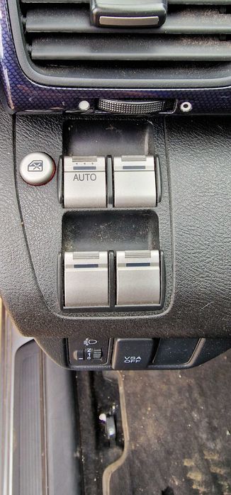 Honda FRV 2.2 на части Хонда ФРВ 2.2 на части