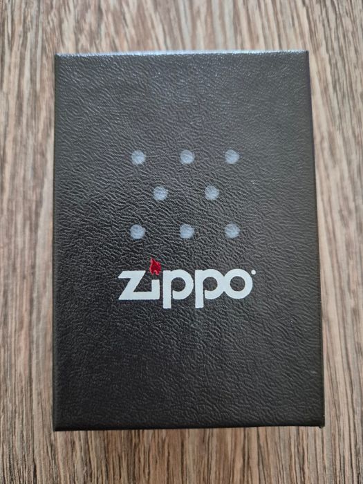 Bricheta Zippo noua