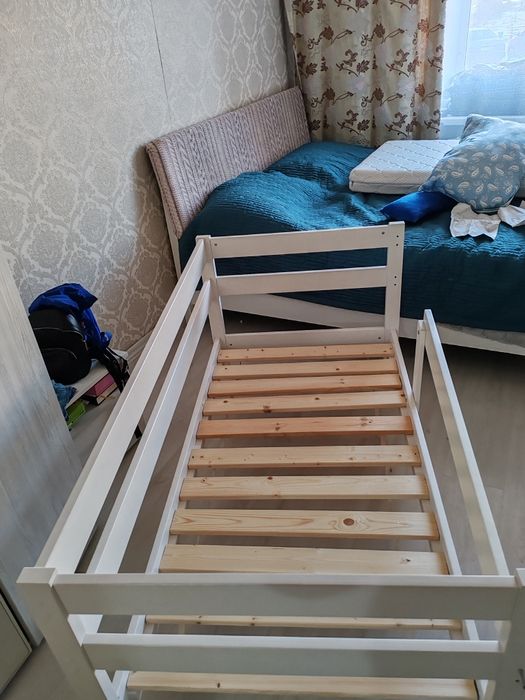 Кроватка детская