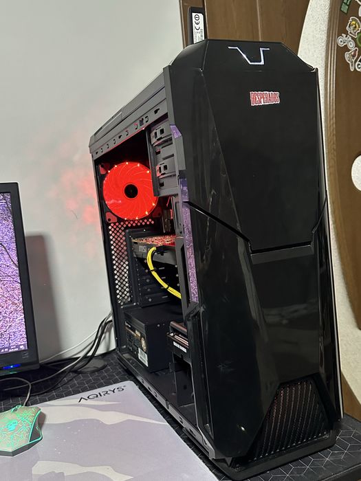 Vand sau schimb pc gaming