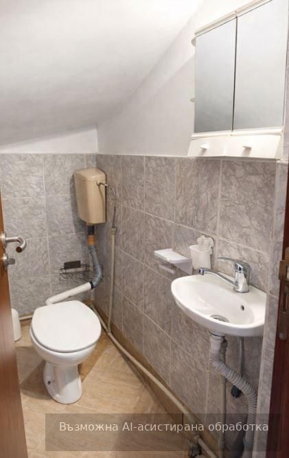 Дава се под наем Етаж от къща в Варна, Аспарухово - 60 кв.м за 348.84 € - Снимка #3