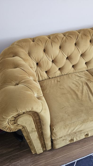 Canapea Chesterfield extensibila