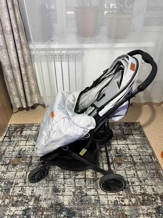 Коляска прогулочная Wingoffly GlideEase 525 серая