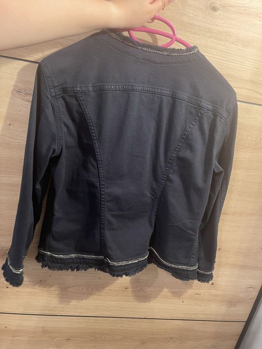 Яке Guess и Liu Jo