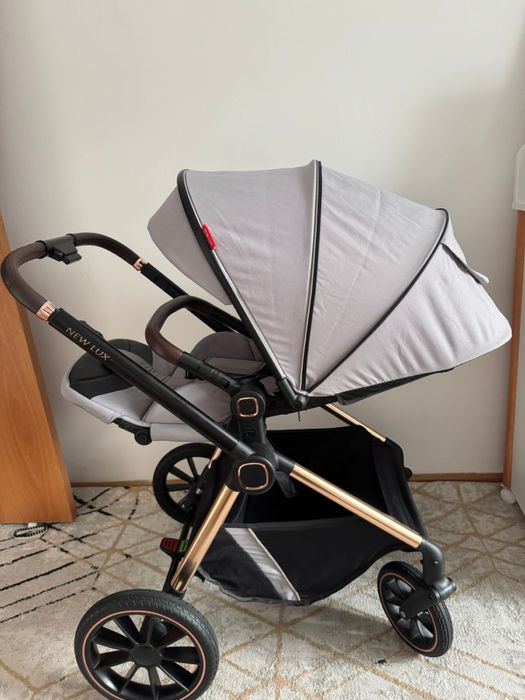 Коляска всесезонная