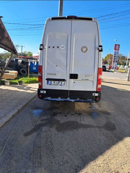 Vând Iveco Daily