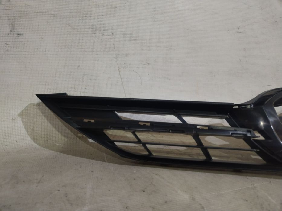 Grila radiator Toyota Auris, 2012, 2013, 2014, 2015.