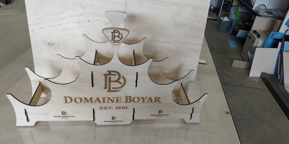 Лазерно рязане и гравиране