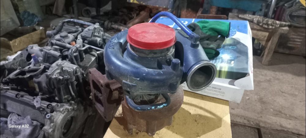 Продам турбина, стартер на двигатель Хово, Шахман