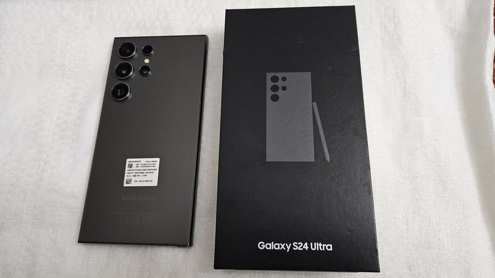 Смартфон Samsung Galaxy S 24 ultra
