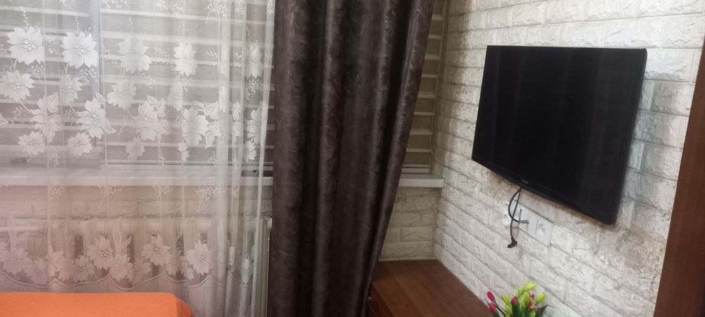 Kvartira srochniy Bollaga,oilaga,qizlarga ijaraga beriladi.