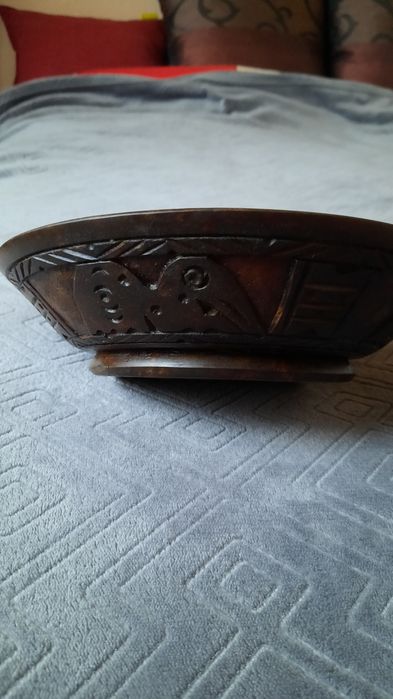 Bowl tribal vechi