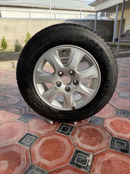 Продается диска с резиной 15