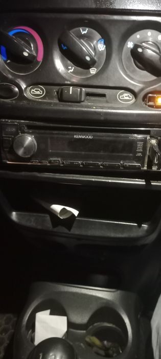 Kenwood KDC-130U