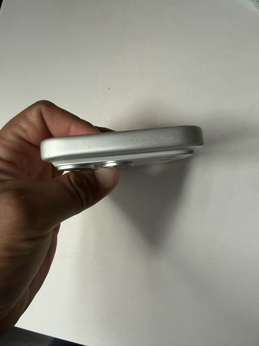 Iphone 17 pro 256g silver