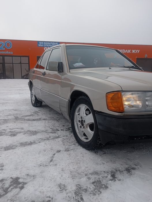 Мерседес 190 автомат 2литра