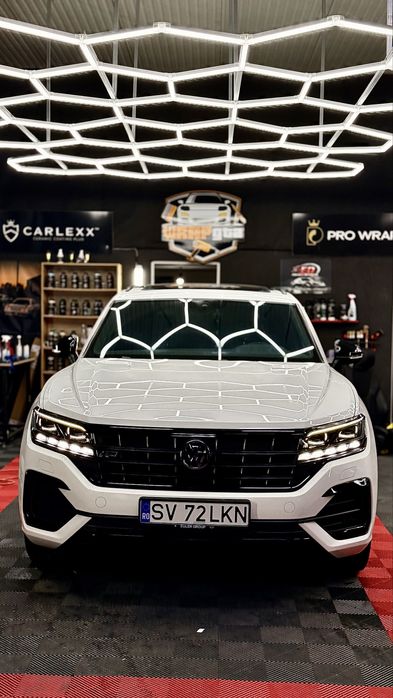 Touareg CR7, R line, Dyn audio, Panoramic, vetilatie , Matrix