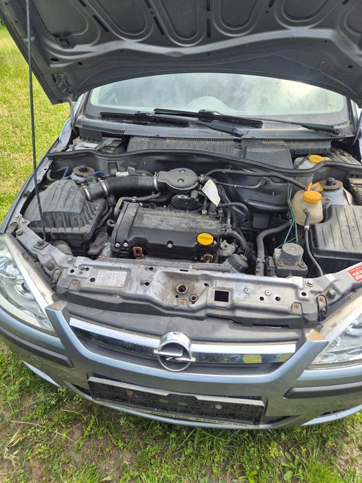 Opel corsa C 2004