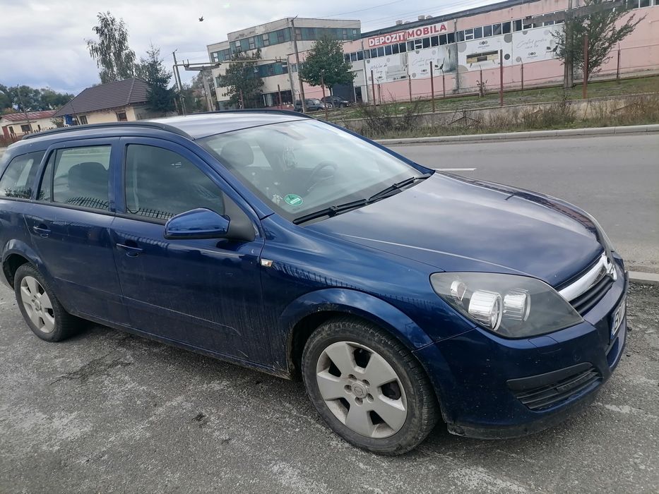 Opel Astra H în stare bună de funcționare!