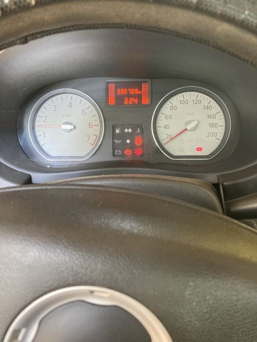 De vinzare dacia logan 16,16v din 2012