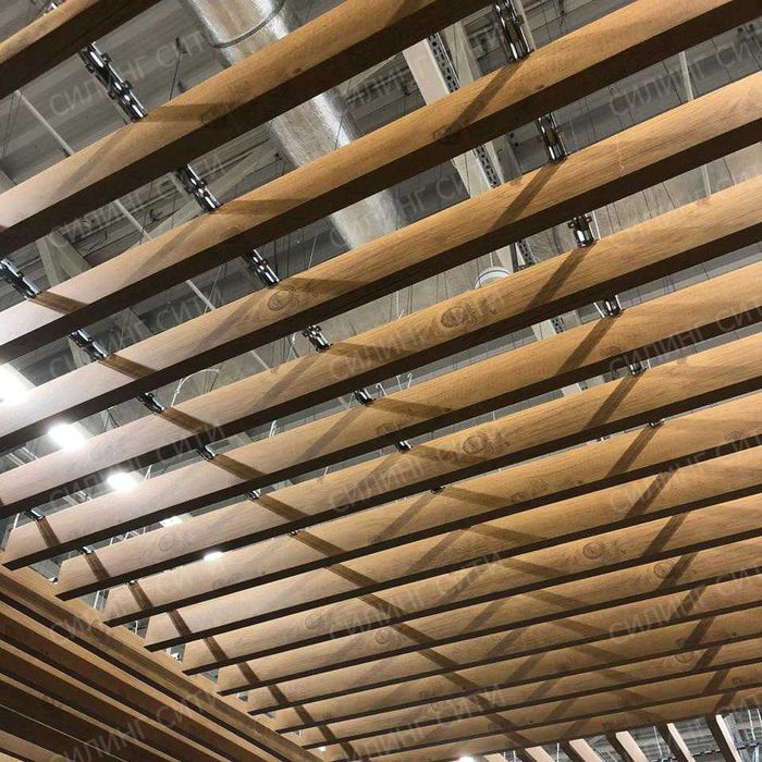 Металлический кубообразный реечный потолок