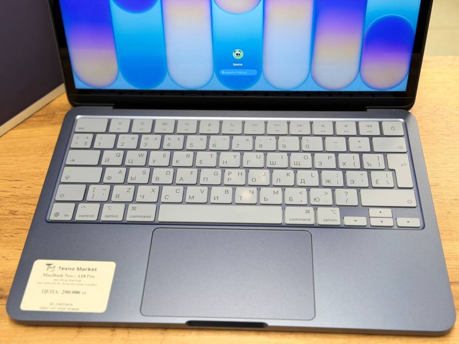 MacBook NEO | A18 Pro | RAM 8 GB | SSD 256 GB