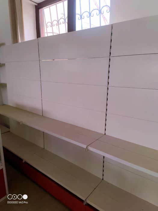 Стеллажи для магазинов