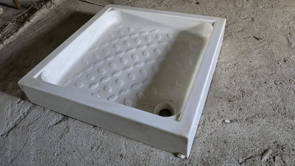 Cadita dus din fibra de sticla