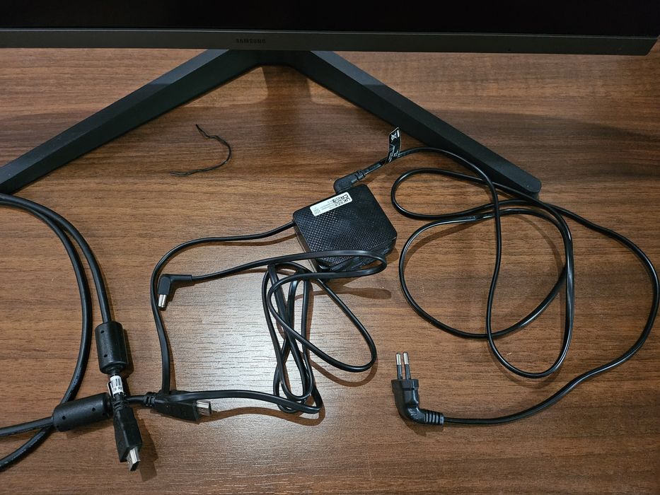 Monitor Samsung S3 27" 100Hz
