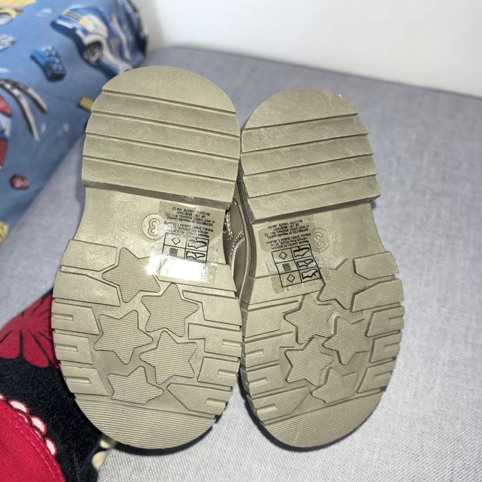 Ghete Primark, noi, mărimea 19