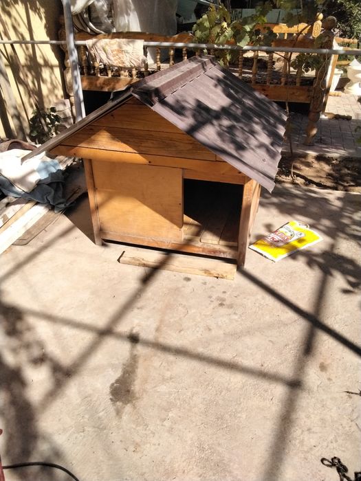 Продается будка для собаки