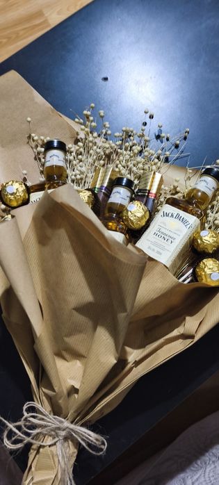 Băuturi Fine & Ciocolată Premium! Buchet!