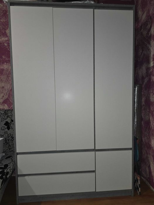 Гардероб BILLUND (JYSK) – 119x193 см, като НОВ, без следи от употреба!