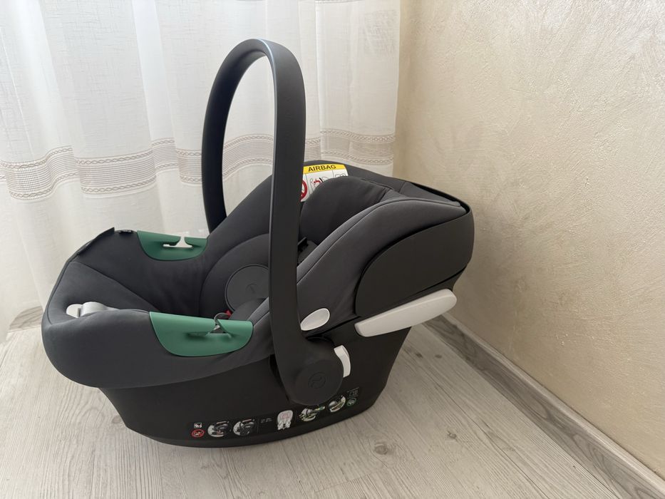 кошница за кола Cybex Aton B2 i-size и адаптери за Balios S Lux