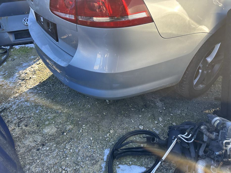 Задна броня пасат б7 2012г комби