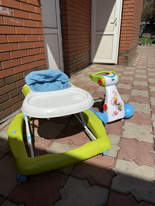 Отдам ходунки и толокар chicco