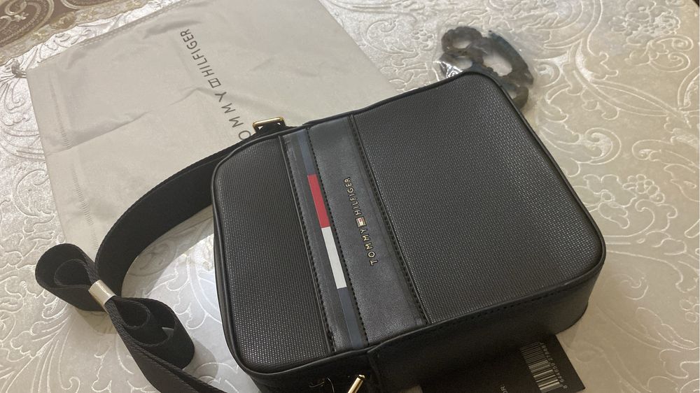Барсетка Tommy Hilfiger