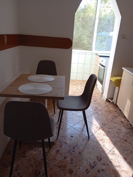Apartament 2 camere-zona Piata Rogerius-etaj 1-complet mobilat