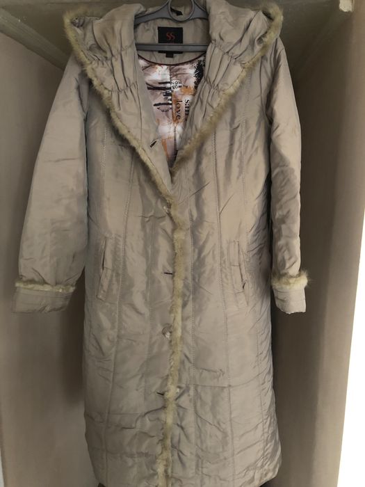 Пуховик с капюшоном