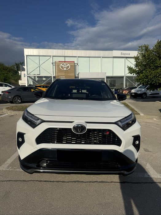Тойота Рав 4 2025г. Plug-in хибрид 306кс.18х.км 18,1kWh до 90км с едно Зареждане