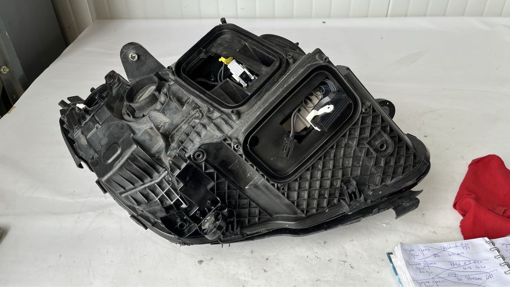 Ляв фар Mercedes C Class W205 Multibeam 2018-